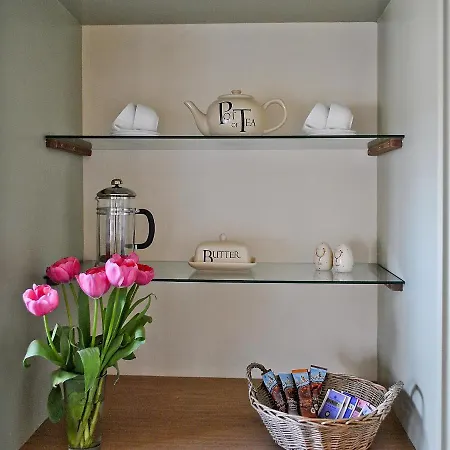 Отель Tillys Готленд